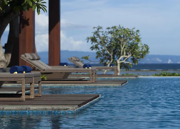 Maya & Resort Sanur
