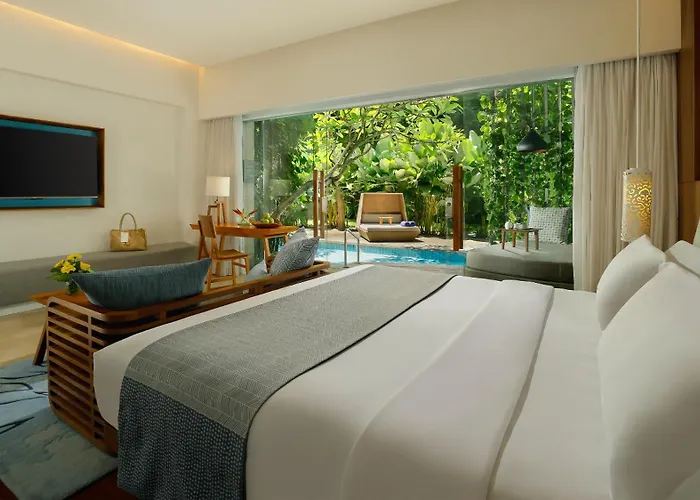 Maya & 5* Sanur